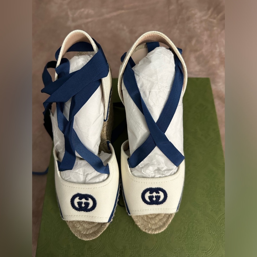 Gucci Canvas Espadrilles wedges